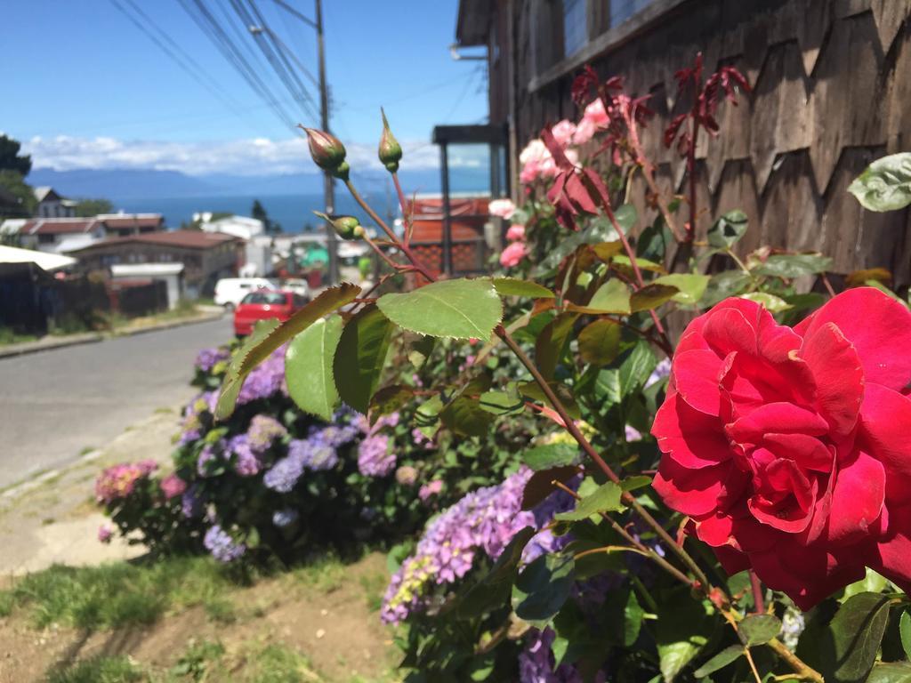 Hostal Y Cabanas Mirando Al Mar Puerto Montt Exteriör bild